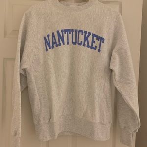 Women’s grey Nantucket Champion Reverse Weave crewneck. Size small.